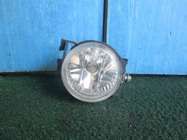 【中古】中古部品 レガシィ BM9 右フォグランプ 【3330560100-001316333610850】