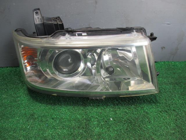 【中古】中古部品 ワゴンR MH22S 右ヘッドランプ 【3330560100-001537597110800】