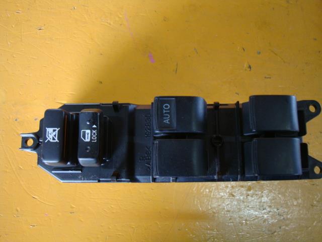 【中古】中古部品 ヴィッツ SCP90 パワーウインドウスイッチ 【3340220100-001393185461900】