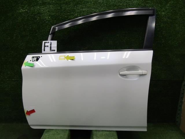 【中古】中古部品 プリウス ZVW30 左フロントドア 【3330200100-242389000013200】