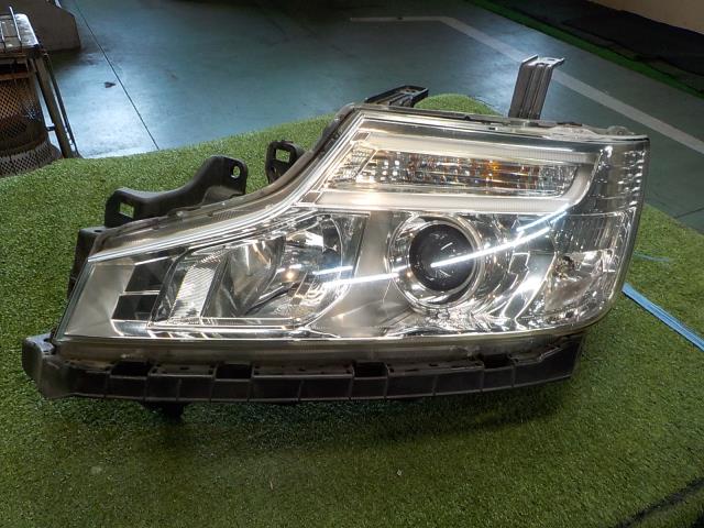 【中古】中古部品 ステップワゴン RK5 左ヘッドランプ 【3260200000-250228000610900】