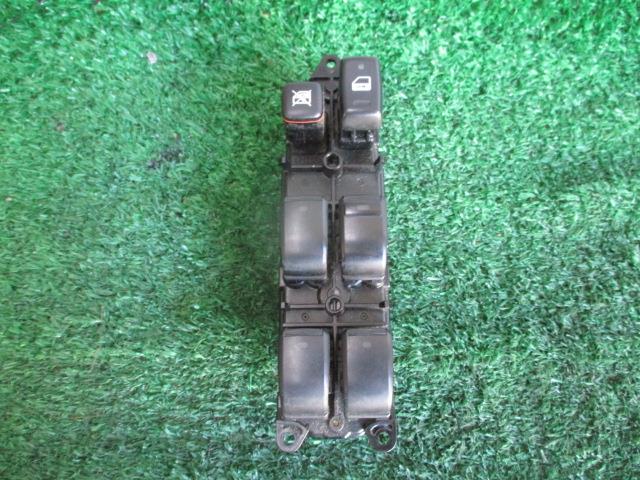 【中古】中古部品 アイシス ANM10G パワーウインドウスイッチ 【3330560100-001702340461900】