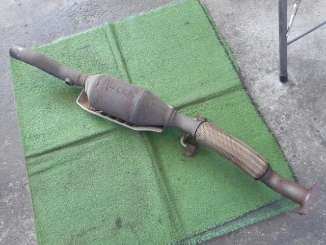 【中古】中古部品 VW ニュービートル 1YAZJ フロントエキゾーストパイプ 【3330190100-000002146522200】