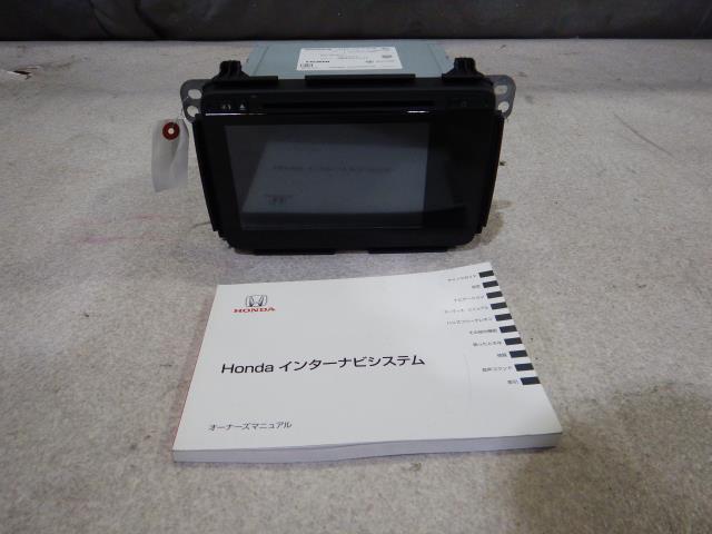 【中古】中古部品 ヴェゼル RU3 カーナビゲーション 【3330810100-250305000461310】