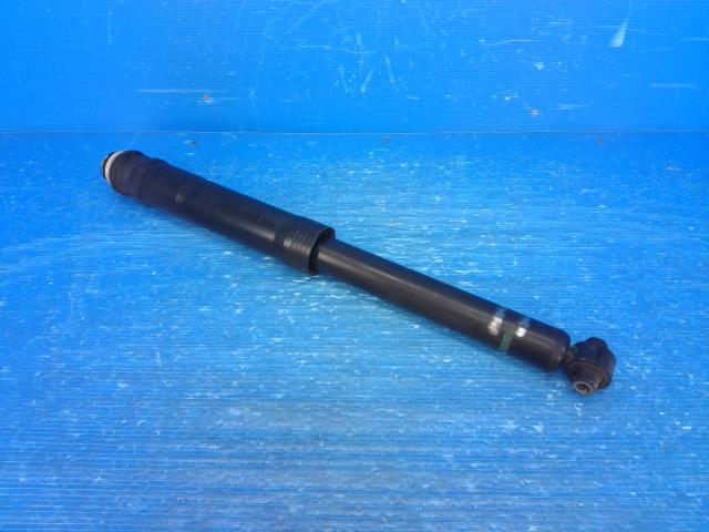 【中古】中古部品 プリウス ZVW30 右リアショックアブソーバー 【3310550000-250131000950700】
