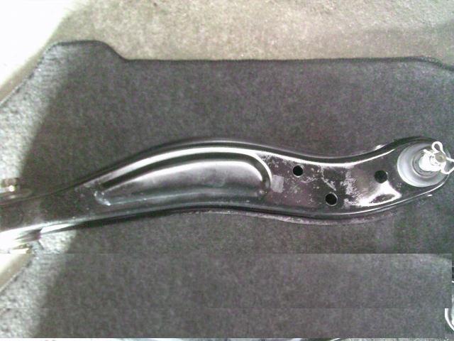 【中古】中古部品 ハイゼット S210P 右フロントロアアーム 【3330220100-250314000451720】