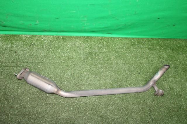 【中古】中古部品 ムーヴコンテ L575S リアパイプ 【3330950100-000049061122510】