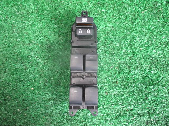 Rakuten - 【中古】中古部品 カローラフィールダー NZE161G パワーウインドウスイッチ 【3330560100-001605551161900】