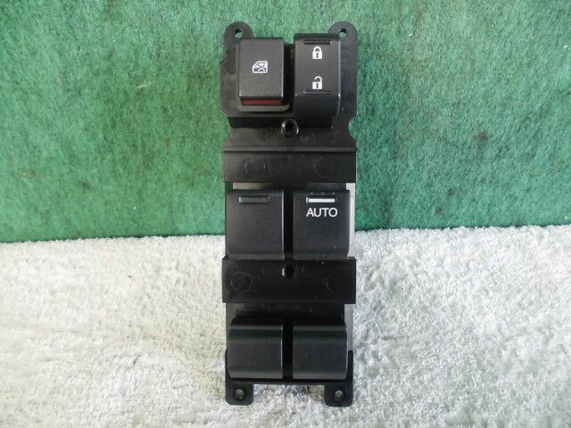 【中古】中古部品 N−VAN JJ2 パワーウインドウスイッチ 【3310420000-000002334361900】
