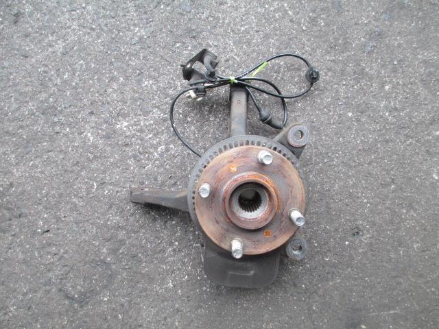 【中古】中古部品 ソリオ MA15S 右フロントナックルハブ 【3340240100-202500002344310】