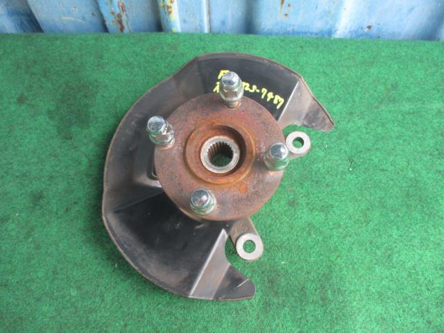 【中古】中古部品 KEI HN22S 右フロントナックルハブ 【3540020100-000007032044310】