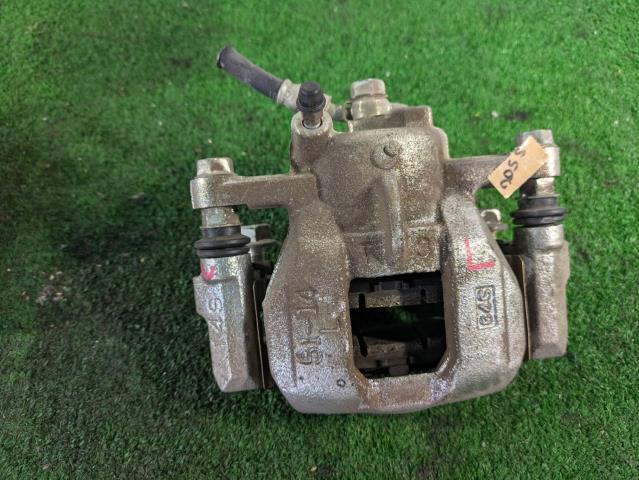 【中古】中古部品 ハイゼット S500P 左フロントキャリパー 【3310080100-241114000144360】