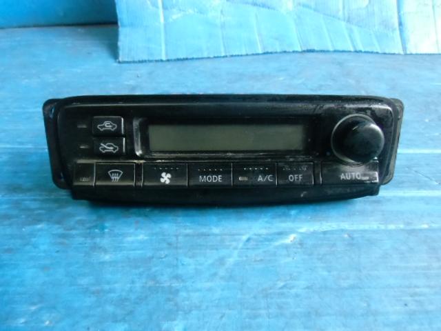 【中古】中古部品 セレナ VC24 A/Cスイッチパネル 【3330560100-001036962560900】