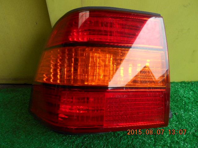 【中古】中古部品 セルシオ UCF20 左テールランプ 【3330560100-001210126815600】