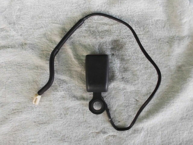 【中古】中古部品 ハイゼット S321V シートベルト 【3310420000-000002338277150】