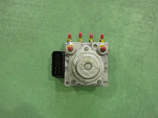 【中古】中古部品 エリシオン RR1 ABSアクチュエーター 【3310590000-000008710842500】