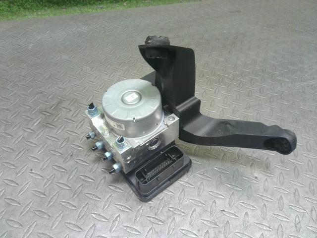 【中古】中古部品 BMW ミニ XS15 ABSアクチュエーター 【3330990700-202501003242500】