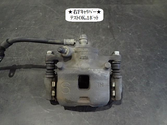 【中古】中古部品 ワゴンR MH34S 右フロントキャリパー 【3330470100-250317000644330】