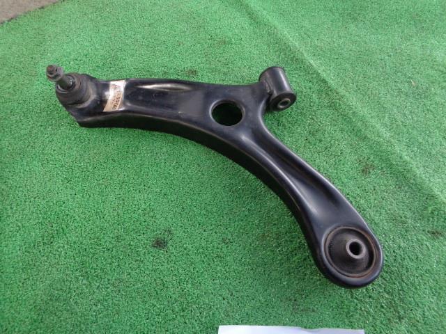 【中古】中古部品 ワゴンR MH23S 左フロントロアアーム 【3340030100-940970000051740】