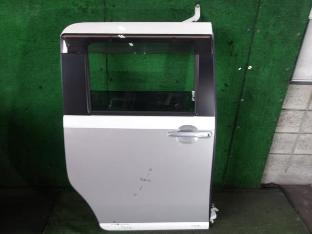 【中古】中古部品 ムーヴキャンバス LA800S 右リアドア 【3340220100-000226008613300】