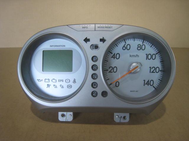 Speedometer - 【中古】中古部品 ライフ JB5 スピードメーター 【3340220100-001674967261400】
