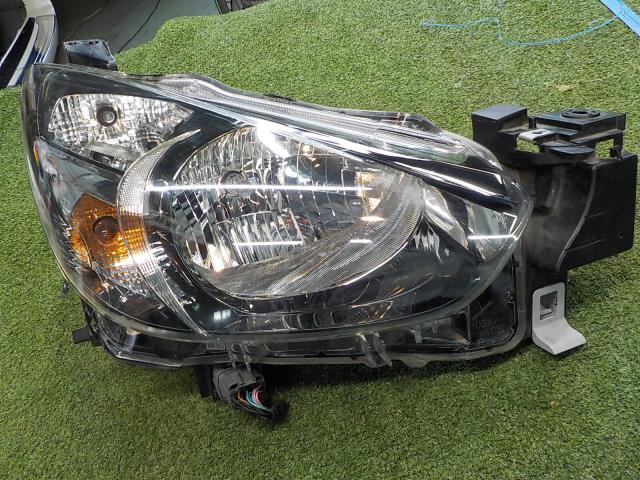 【中古】中古部品 デミオ DJ3FS 右ヘッドランプ 【3260200000-250403000310800】