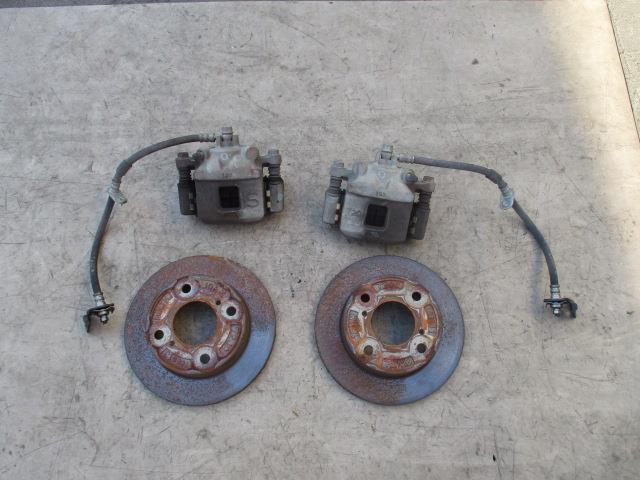 【中古】中古部品 アルト HA25S 左フロントキャリパー 【3310190100-000213048844360】