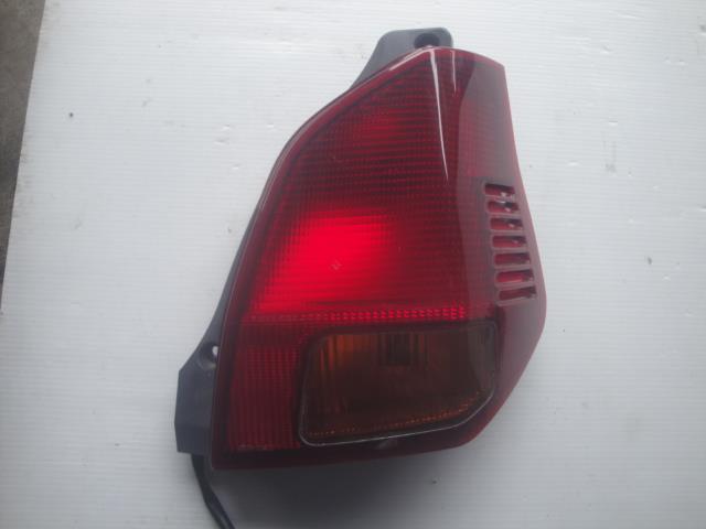 【中古】中古部品 ミニカ H42V 右テールランプ 【3100430000-250403000115500】