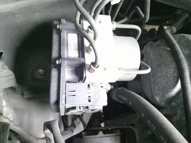 【中古】中古部品 ワゴンR MH22S ABSアクチュエーター 【3340030100-150451000042500】