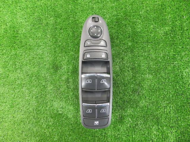 【中古】中古部品 フーガ Y51 パワーウインドウスイッチ 【3260250000-000025039061900】