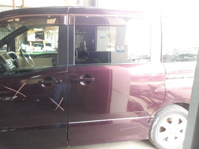 【中古】中古部品 セレナ CC25 左リアドア 【3310420000-000010596413400】