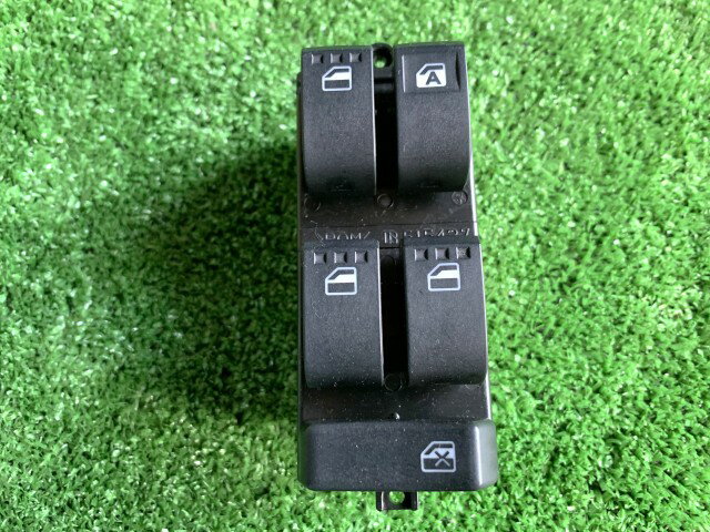 樂天商城 - 【中古】中古部品 ムーヴ パワーウインドウスイッチ 【3330450100-250410000261900】