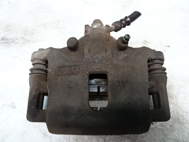 【中古】中古部品 サンバー TT2 右フロントキャリパー 【3330990500-250410000144330】