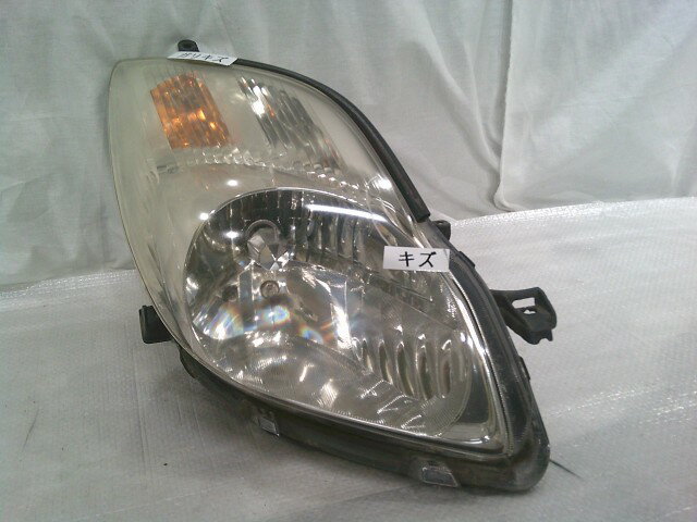 【中古】中古部品 ヴィッツ KSP90 右ヘッドランプ 【3331011000-250410500510800】