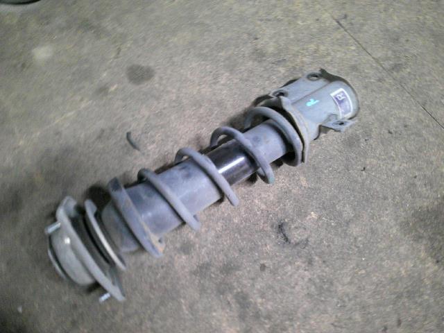 【中古】中古部品 ハイゼット S211P 右フロントストラット 【3310410000-000253015450110】