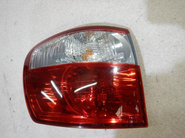 【中古】中古部品 イプサム ACM21W 左テールランプ 【3330810100-001699188815600】