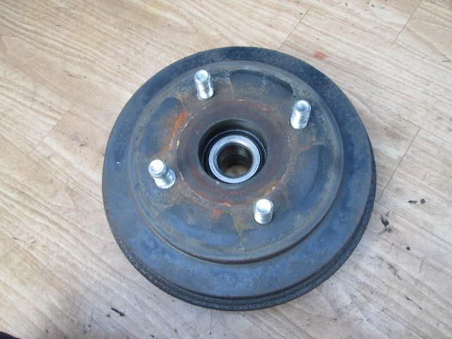 【中古】中古部品 ワゴンR MH23S リアドラム 【3310190100-000255002544480】