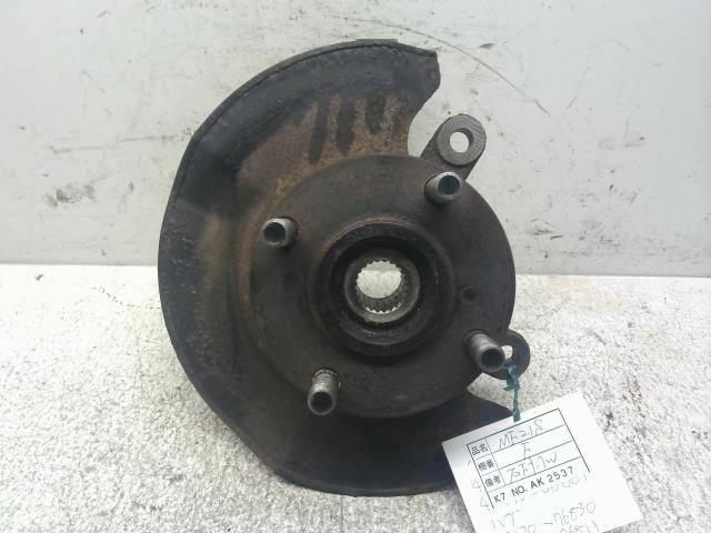 【中古】中古部品 MRワゴン MF21S 右フロントナックルハブ 【3310160100-000004433444310】