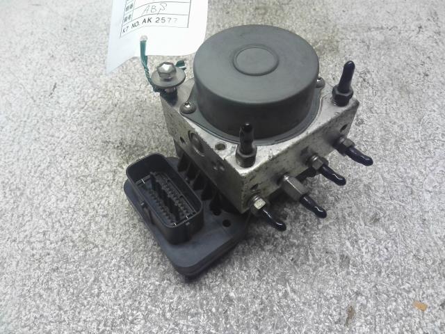 【中古】中古部品 パレット MK21S ABSアクチュエーター 【3310160100-000004433942500】