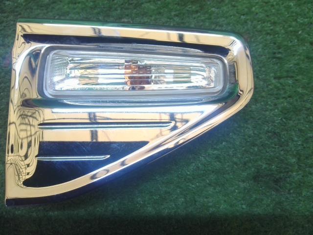 【中古】中古部品 キャスト LA250S 右ターンシグナルランプ 【3260240000-241016000310140】