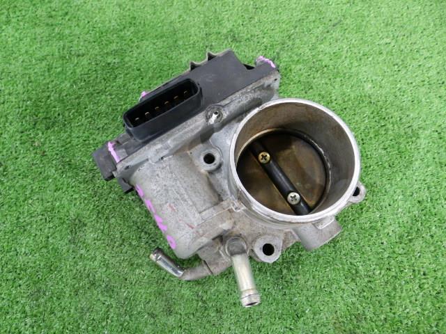 【中古】中古部品 デリカD5 CV2W スロットルボディ 【3260250000-000024254920300】