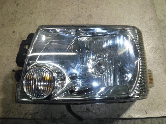 【中古】中古部品 タウンボックス U62W 左ヘッドランプ 【3330810100-001324856510900】