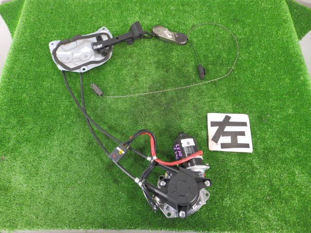 【中古】中古部品 デリカD5 CV2W 左パワースライドドアモーター 【3260250000-000025013764660】