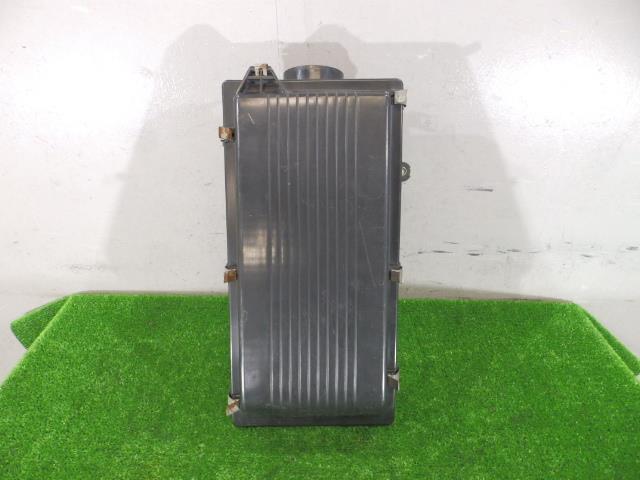 【中古】中古部品 ラシーン RFNB14 エアクリーナー 【3260250000-000024099329050】