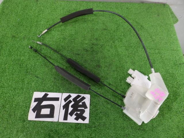【中古】中古部品 レガシィ BL5 右リアドアロックソレノイド 【3260250000-000024251064570】
