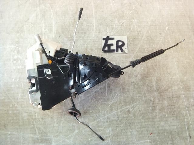 【中古】中古部品 ベンツ Aクラス 169032 左リアドアロックソレノイド 【3310050100 ...