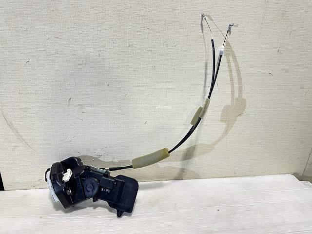 【中古】中古部品 アテンザ GYEW 右リアドアロックソレノイド 【3310050100-000469508564570】