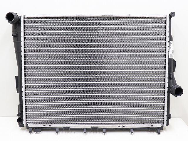 【中古】中古部品 BMW 3シリーズ AY20 ラジエータ 【3310070100-000090744320400】