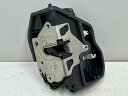 【中古】中古部品 BMW 1シリーズ UE16 左フロントドアロックソレノイド 【3310070100-000213008964560】