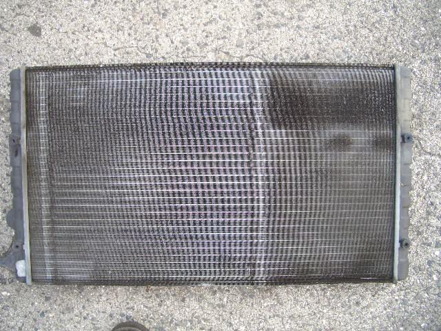 【中古】中古部品 VW ポロ 6NAHW ラジエータ 【3310070100-000915289020400】